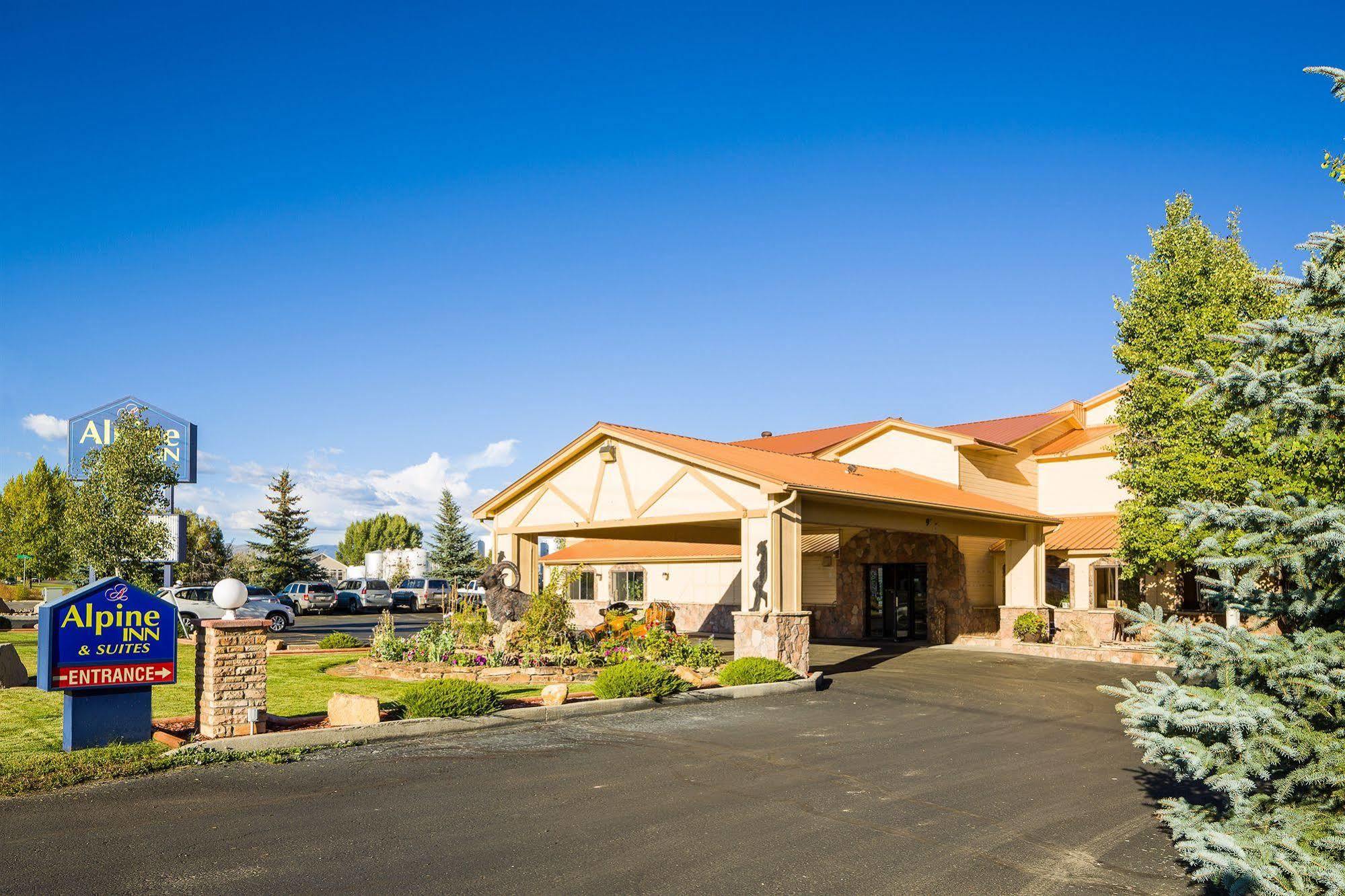 Alpine Inn & Suites Gunnison Exterior photo